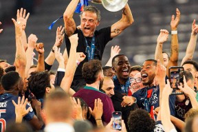 开云网页版-巴黎圣日耳曼迎亚冠关键赛，转会期绝杀压哨，态度坚定，球探报告显示潜力的简单介绍