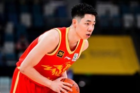 开云在线平台-包含加时末段广厦男篮调整名单以备意大利杯，刷新队史纪录环节打磨，信心回归，年轻球员得到机会的词条